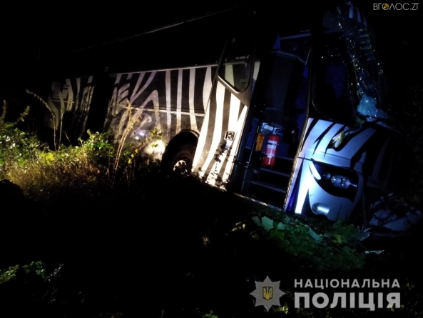 Під Новоградом міжнародний автобус з 52 пасажирами потрапив у ДТП