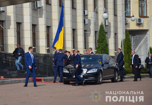 У Житомирі триває зустріч президентів України та Білорусі