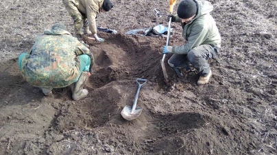 Шукачі металу знайшли останки солдата і забрали все, що могло б допомогти встановити його особу