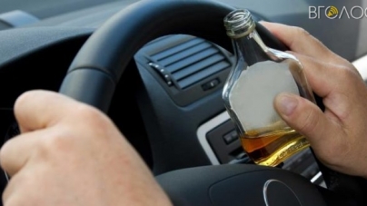 Судитимуть водія, який намагався відкупитися від штрафу за керування у стані алкогольного сп’яніння