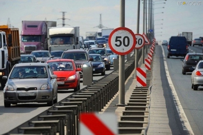 Виконком Житомирської міськради встановить норми швидкості транспорту у місті