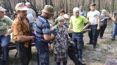 На Житомирщині знайшли 83-річну пенсіонерку, яка 2 доби блукала у лісі
