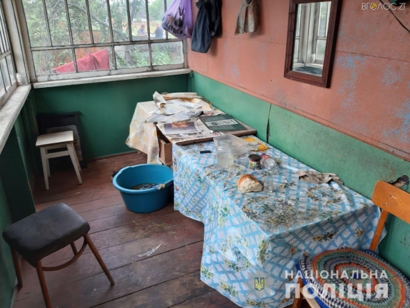 На Житомирщині селянин зарізав сусіда, який прийшов до нього “повечеряти”