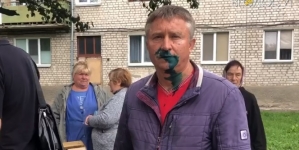На Крошні облили зеленкою депутата міської ради Тичину