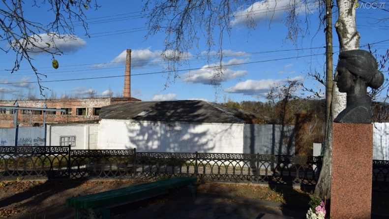 Суд арештував майновий комплекс колишнього консервного заводу у Новограді. Триває розслідування