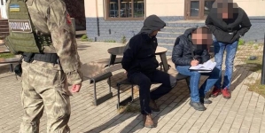 Погрожували вбити: на Житомирщині “банда” вимагала у підприємця 90 000 грн за неіснуючий борг