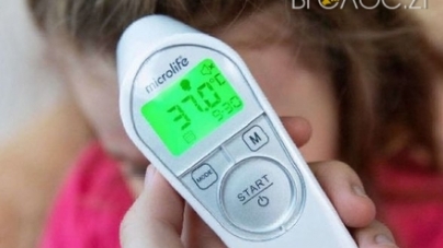 Житомирська міськрада просить батьків повідомляти про відсутність безконтактних термометрів у садочках