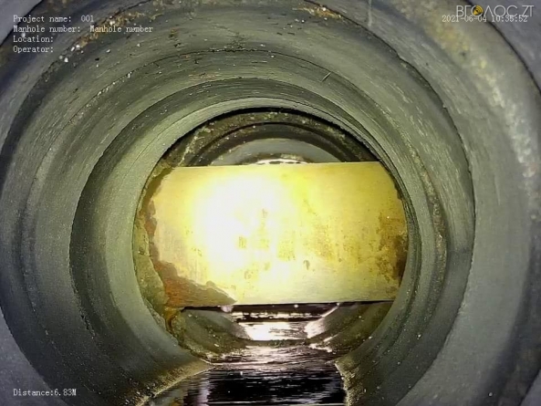 У трубі каналізаційних стоків на Покровській виявили… трубу «Житомиргазу»