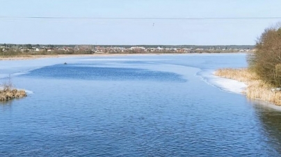 Житомирську райраду просять дозволити фірмі «вивчати» пісок у акваторії водосховища Відсічне