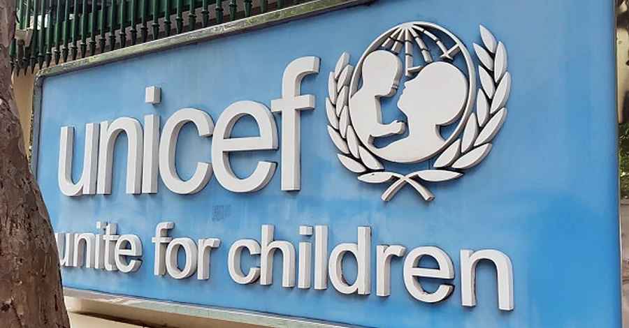 У Житомирі почали видавати допомогу родинам із дітьми від UNICEF