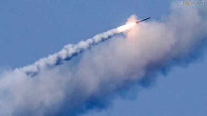 Уночі 9 червня рашистська ракета влучила у багатоповерхівку у Новограді-Волинському