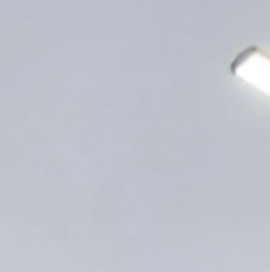 Попри заклик економити, у Житомирі посеред дня горить вуличне освітлення
