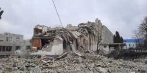 У Житомирі відремонтують багатоповерхівку, яка постраждала від бомбардування рашистами ліцею №25