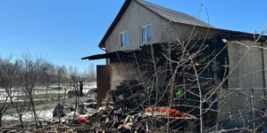 Не знайшовши спільної мови з односельчанкою, жителька Оліївки підпалила її будинок