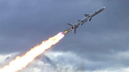 Наслідки обстрілів: три рашистські ракети влучили у поле на Житомирщині