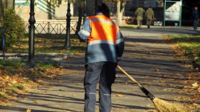 Житомирські комунальники оголосили 5-мільйонний тендер на прибирання тротуарів