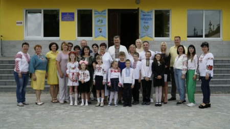 Начальник ОВА Віталій Бунечко відвідав День знань у Гришковецькій гімназії