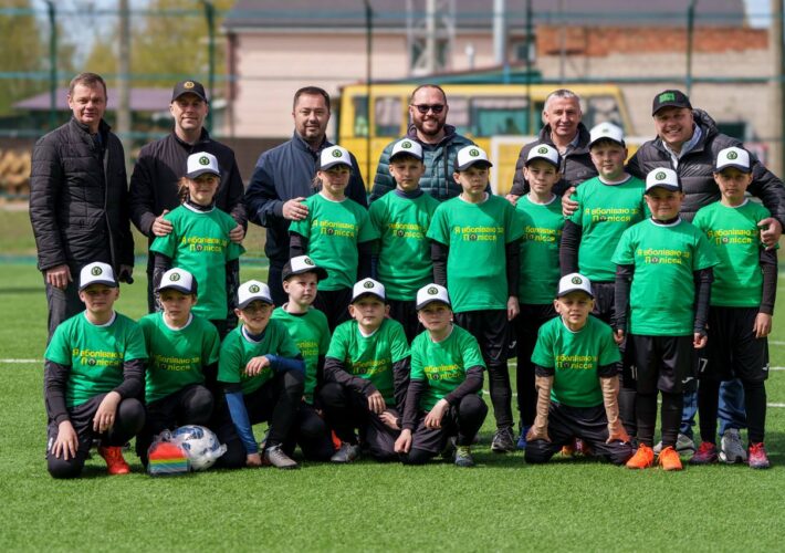 На Житомирщині стартувала унікальна шкільна ліга «Полісся»: 1700 учасників та 141 команда