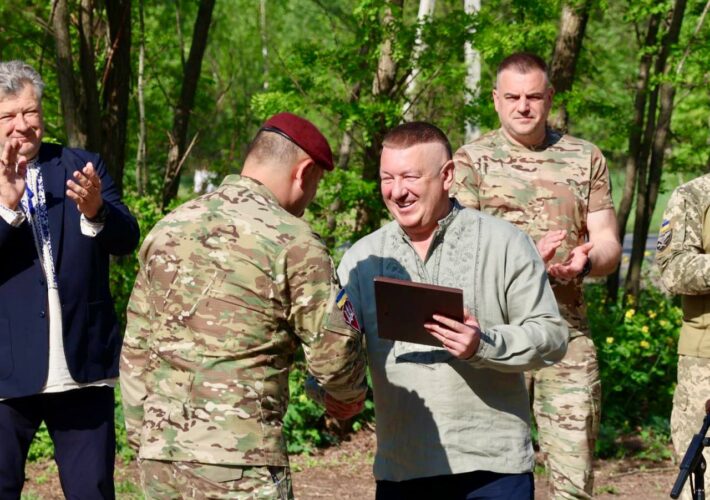 Олександр Дмитрук привітав військовослужбовців 199-го навчального центру ДШВ ЗСУ з річницею створення