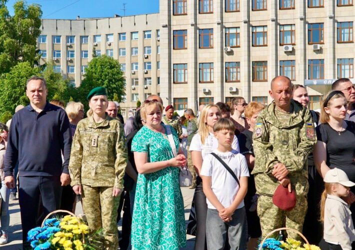 У Житомирі відбулися заходи до Дня Героїв та відкриття 15-го стенда Алеї Слави