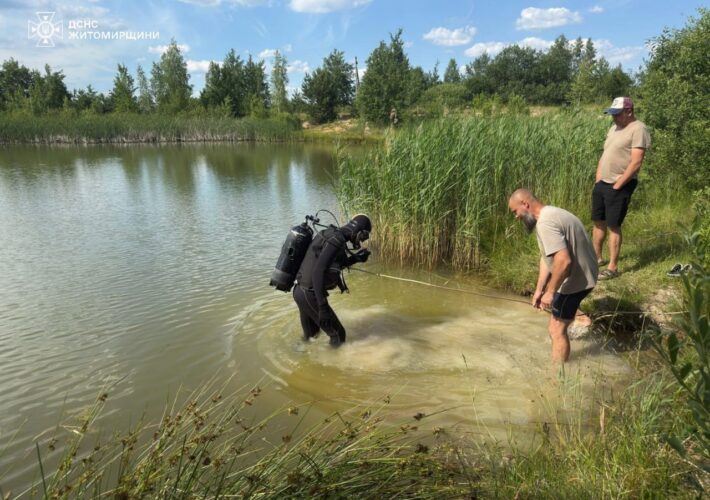 Поліція з’ясовує обставини загибелі підлітка у водоймі селища Романова
