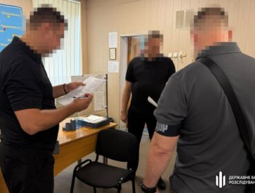 «Чистий четвер» для ТЦК: ДБР проводить слідчі дії у ТЦК по всій країні, – УП