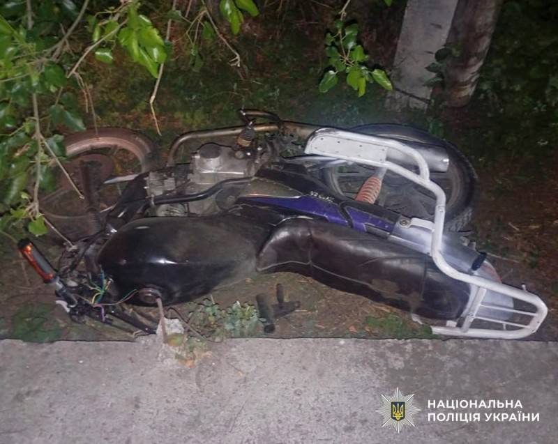 Слідчі встановлюють обставини нічної ДТП за участю неповнолітнього на Звягельщині